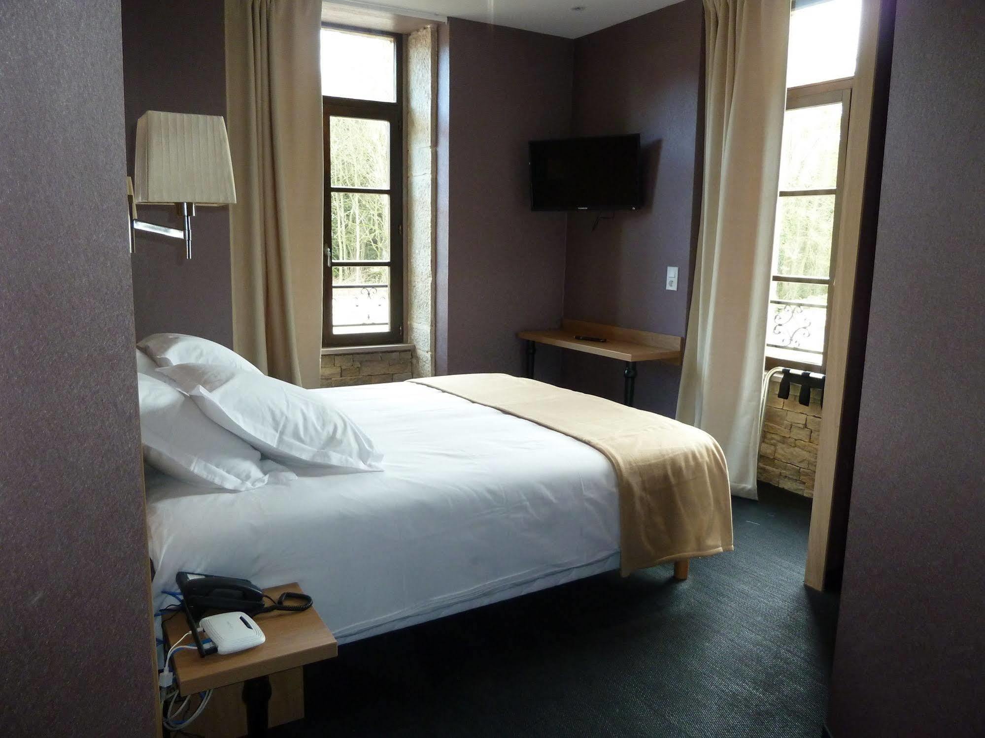 Logis L'Hotel D'Arc Arc-sur-Tille Екстер'єр фото