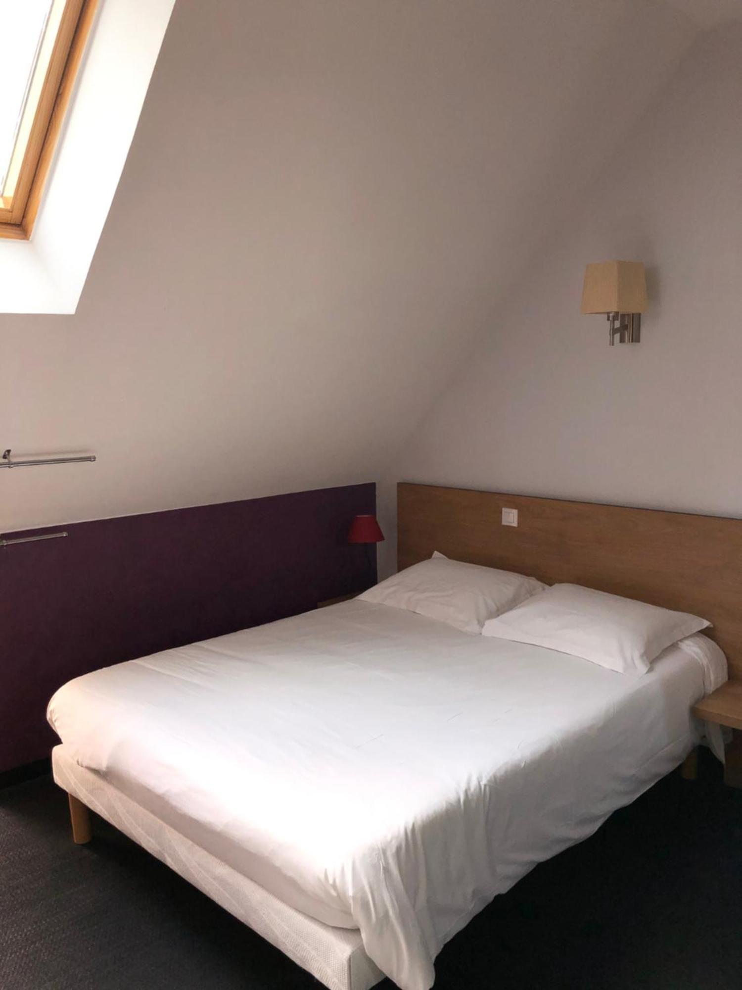 Logis L'Hotel D'Arc Arc-sur-Tille Екстер'єр фото